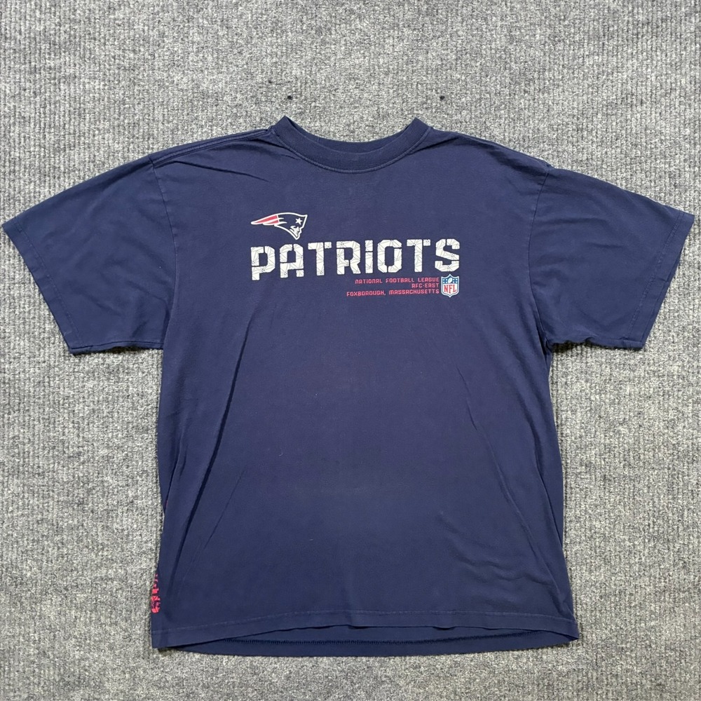 Reebok New England Patriots T-Shirt Size Large Navy NFL Football Graphic Tee